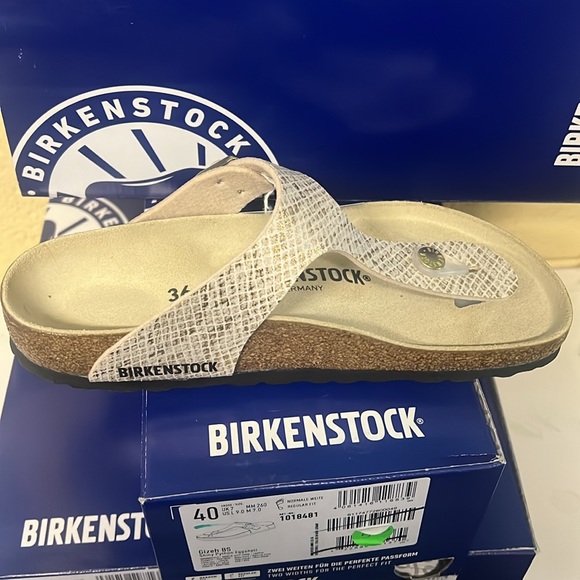 Birkenstock Gizeh BS Color: Shiny Python Eggshell normal/regular fit - Picture 2 of 5